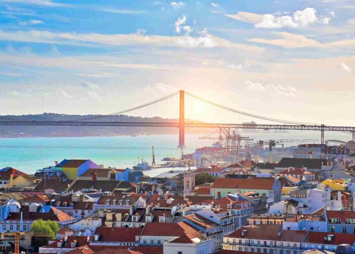 Best Neighborhoods to Live in Lisbon - 2022